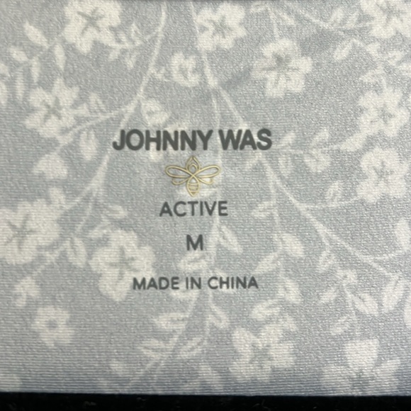 NWT  Johnny Was activewear swing tank top M - Picture 2 of 5